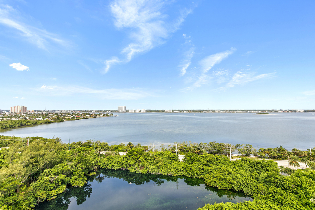 5070 N Ocean Drive - Photo 25