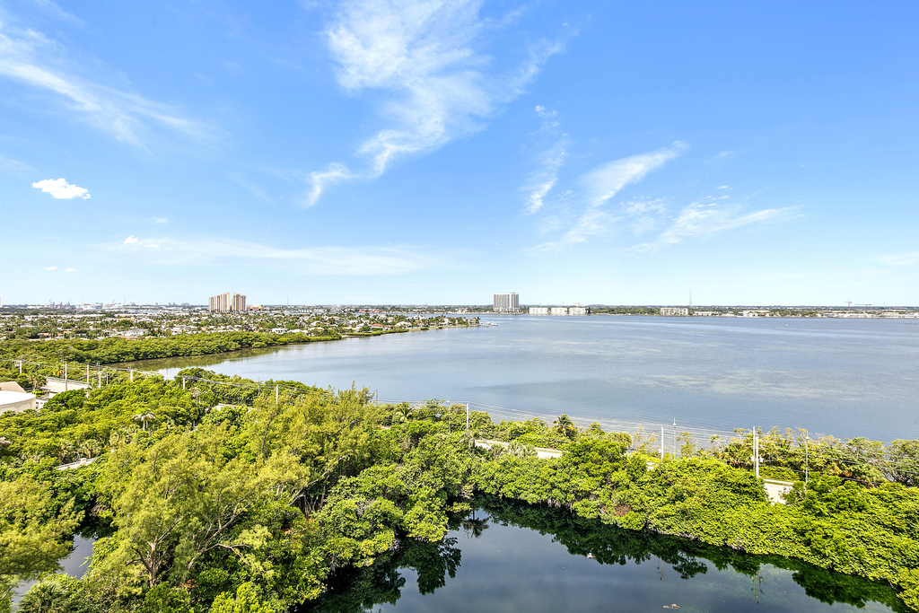 5070 N Ocean Drive - Photo 32