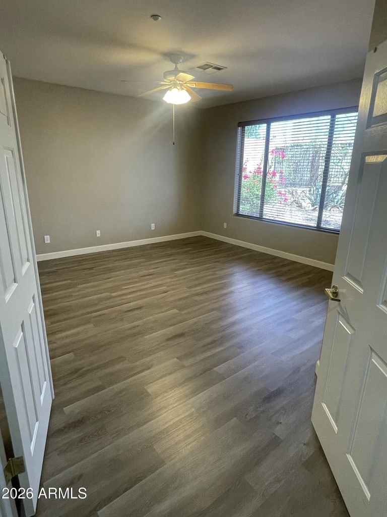 41831 N Mill Creek Way - Photo 4