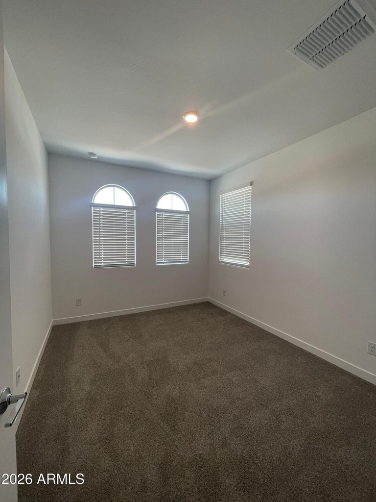 9343 W Glenrosa Avenue - Photo 8