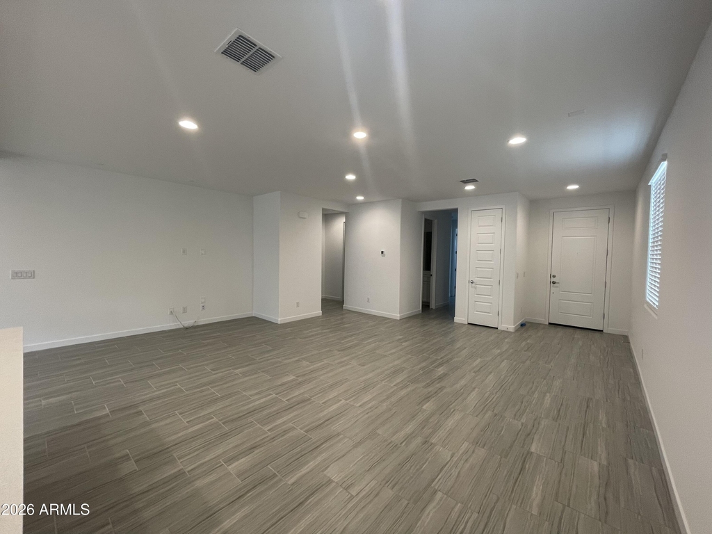 9343 W Glenrosa Avenue - Photo 3