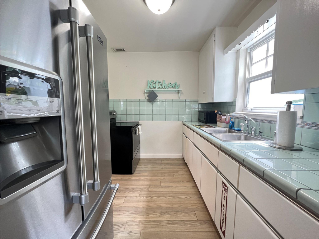 819 Sw 9th Terrace - Photo 6