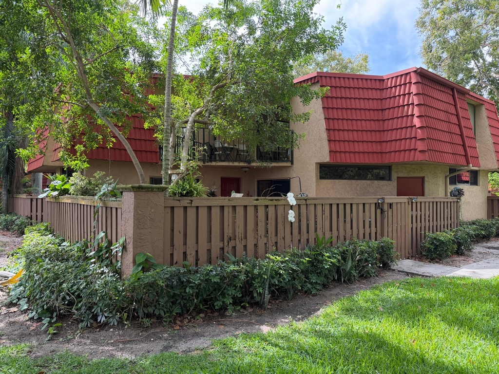 8159 Severn Drive - Photo 16