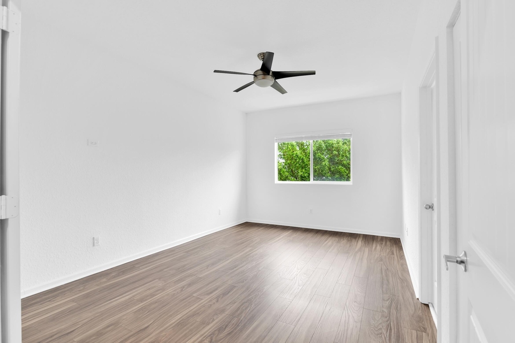 358 Se 1st Way - Photo 18