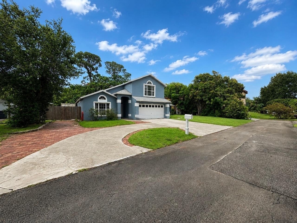 2393 Crawford Court - Photo 1