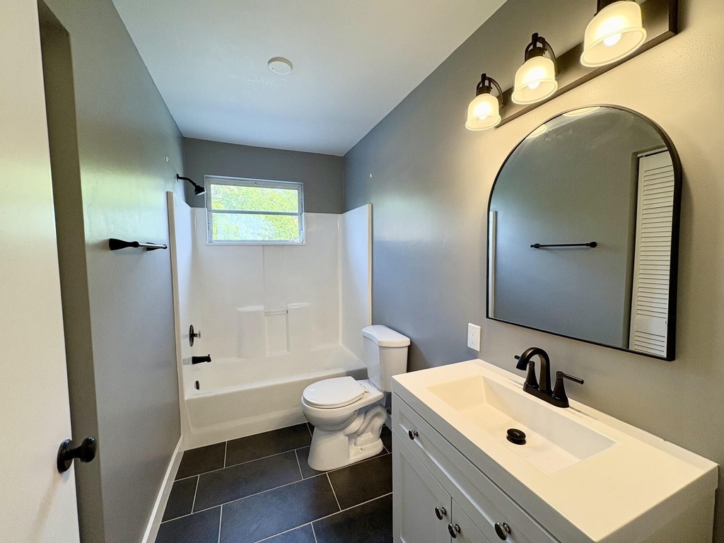 2393 Crawford Court - Photo 15
