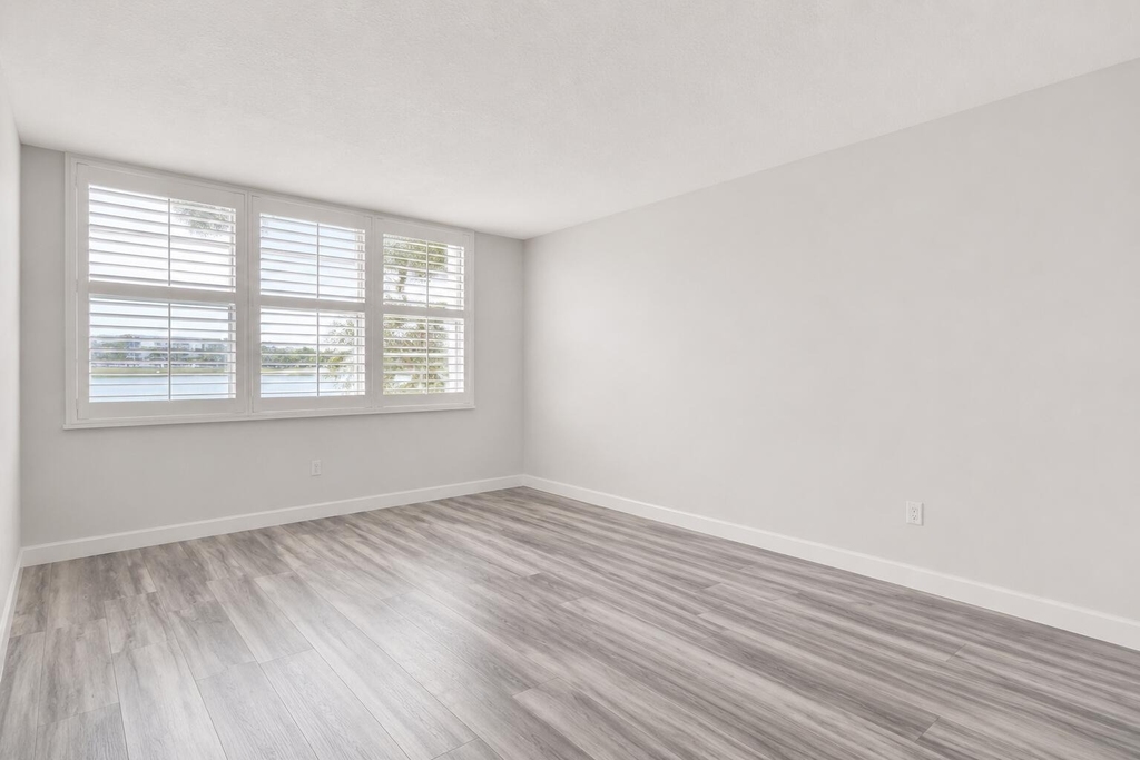 2900 N Course Drive - Photo 13