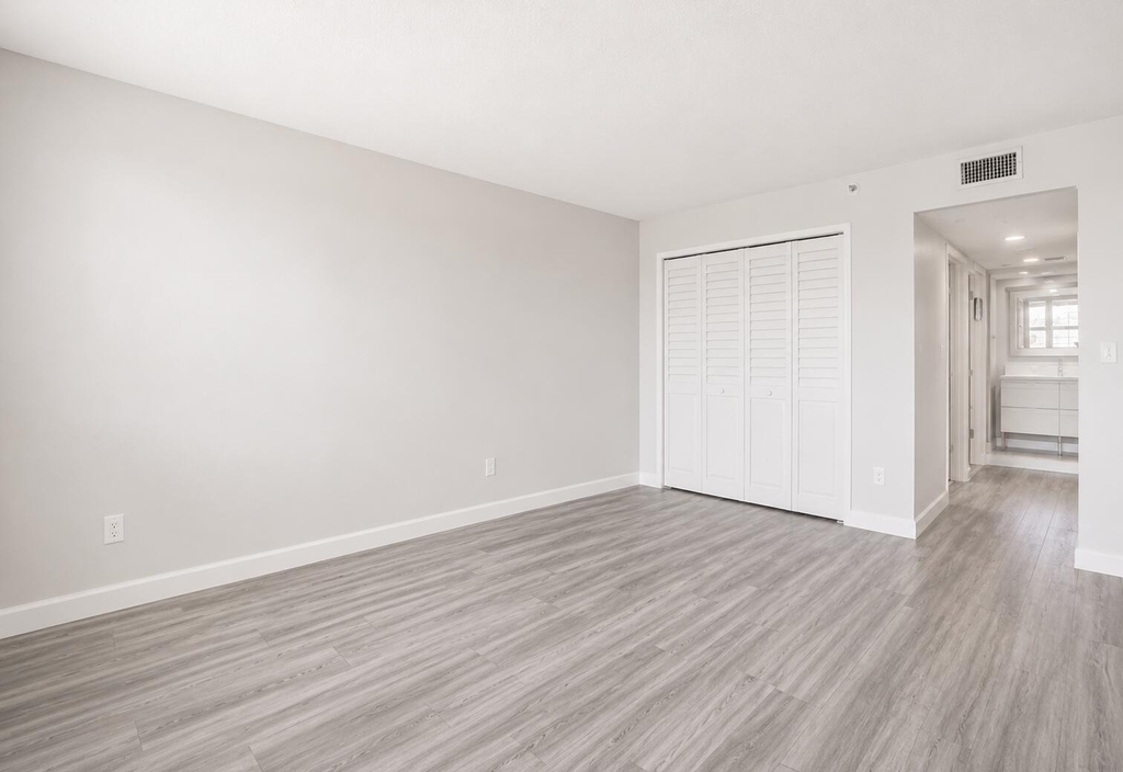 2900 N Course Drive - Photo 14