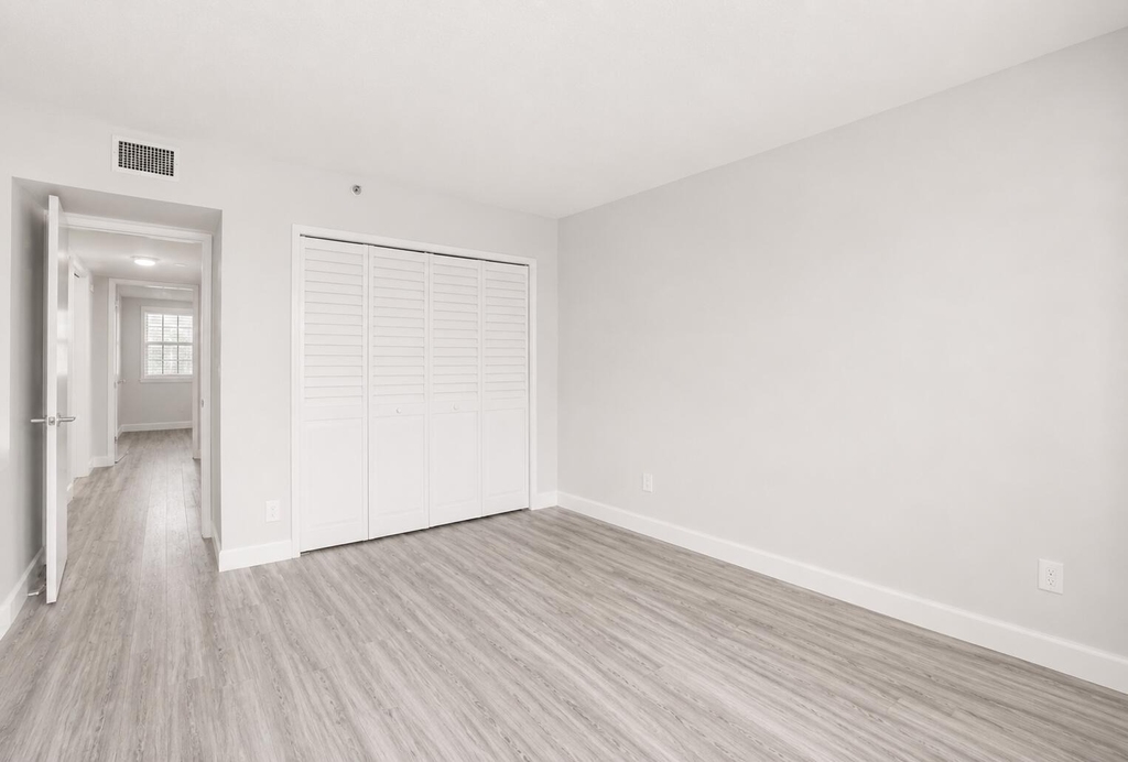 2900 N Course Drive - Photo 18