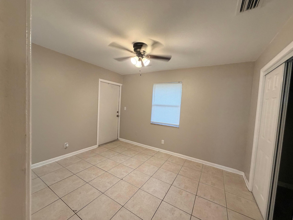 612 4th Street - Photo 5