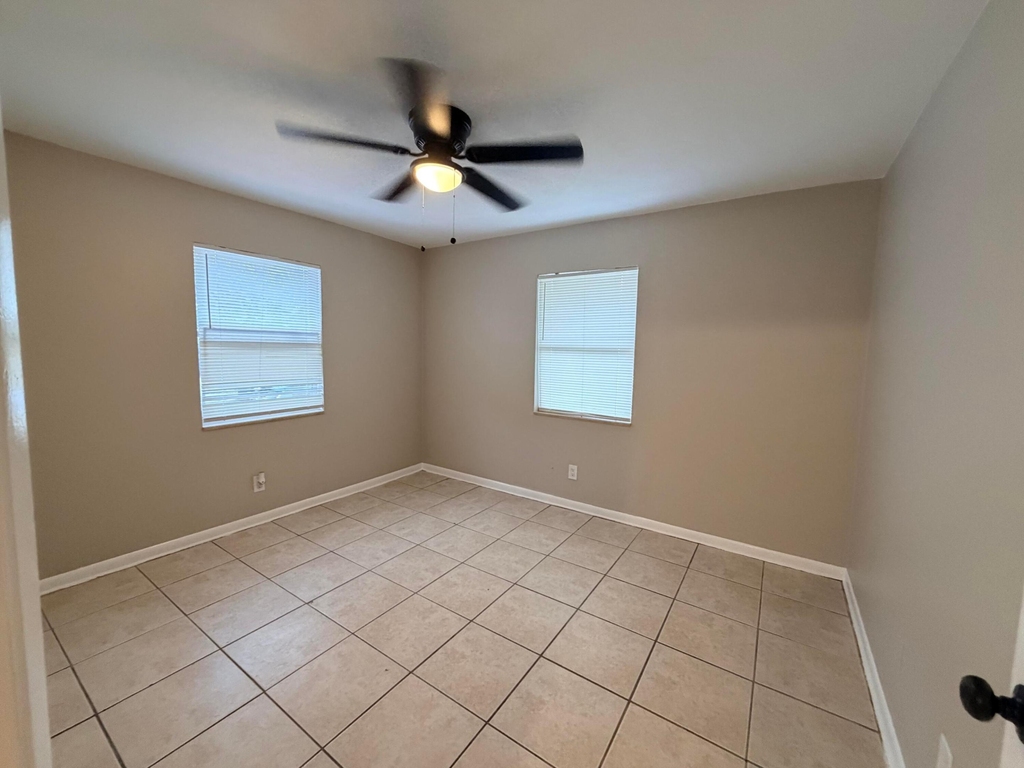 612 4th Street - Photo 10