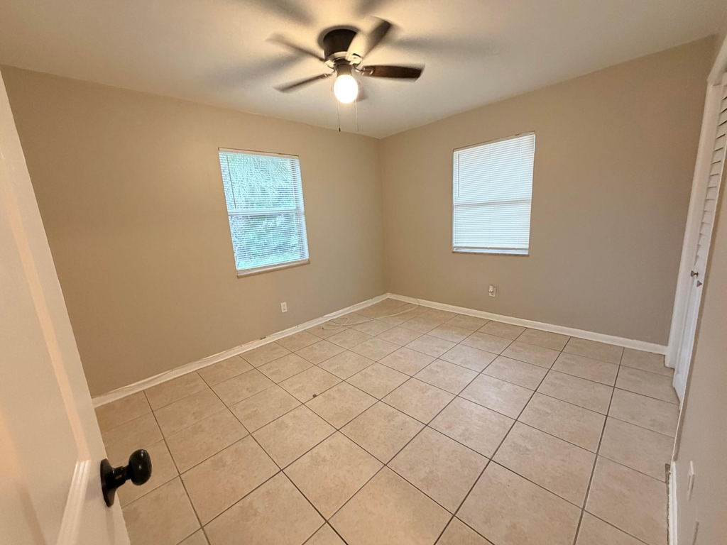 612 4th Street - Photo 7