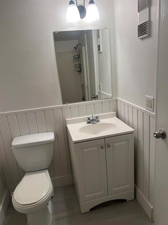 2501 Riverside Drive - Photo 10