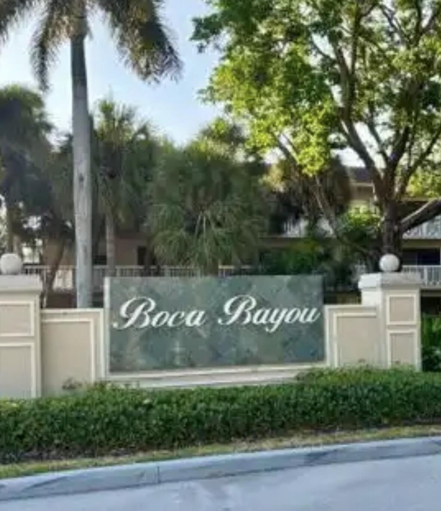 9 Royal Palm Way - Photo 28