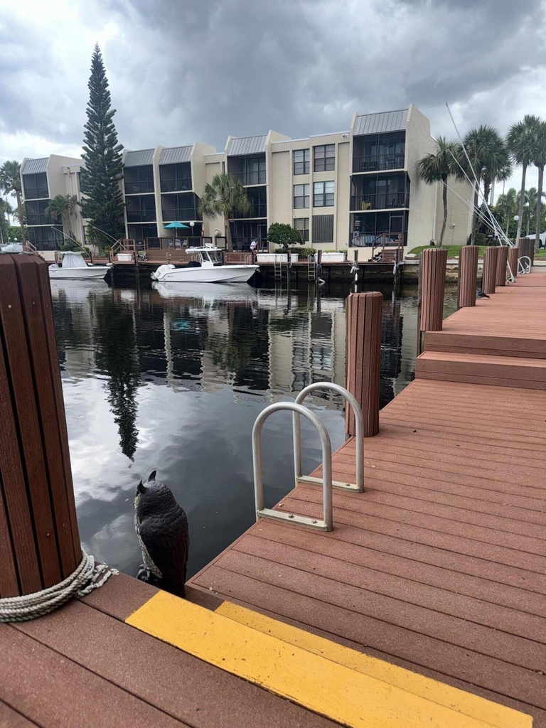 9 Royal Palm Way - Photo 22