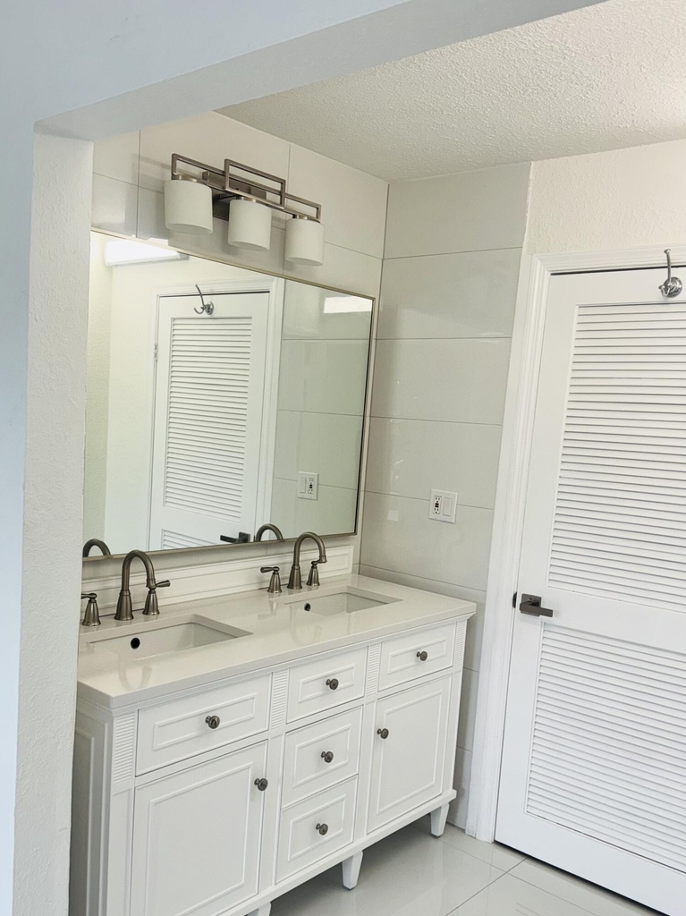 9 Royal Palm Way - Photo 11