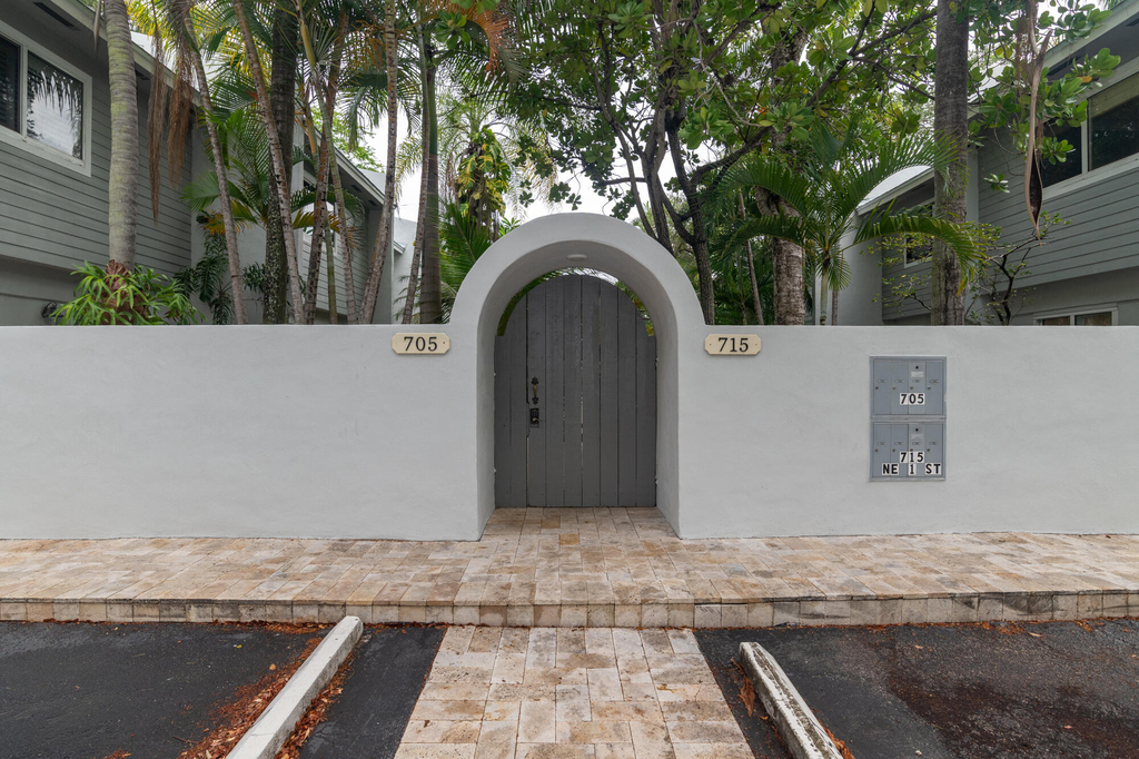 715 Ne 1st Street - Photo 19