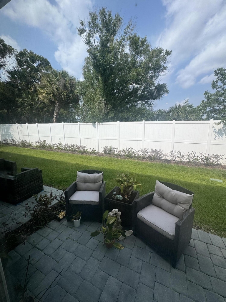 526 Salisbury Circle - Photo 11