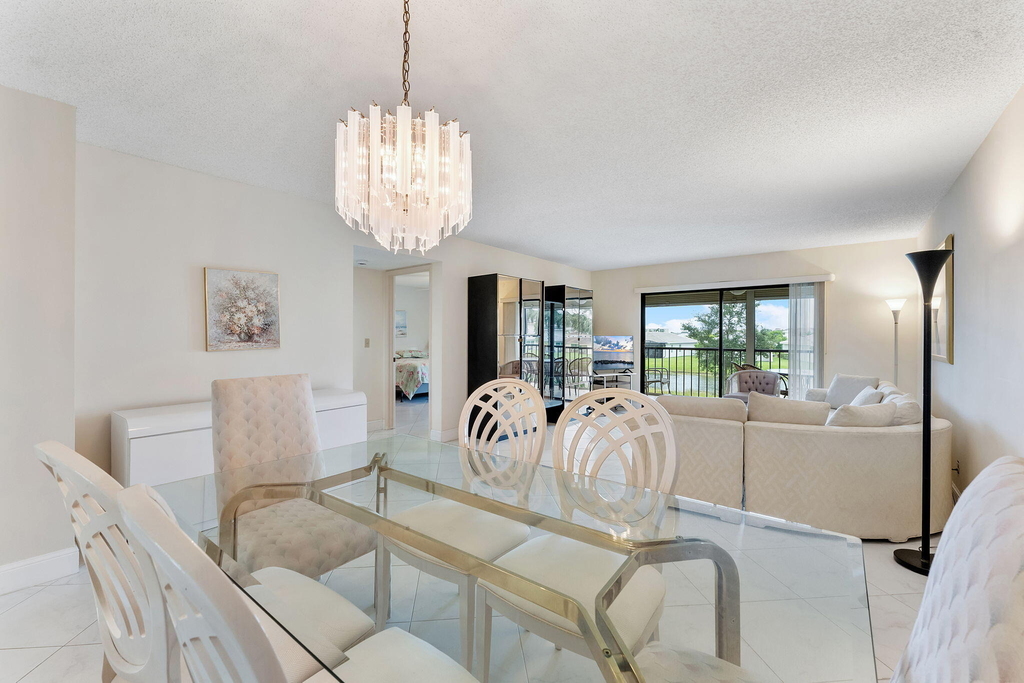 7260 Kinghurst Drive - Photo 9