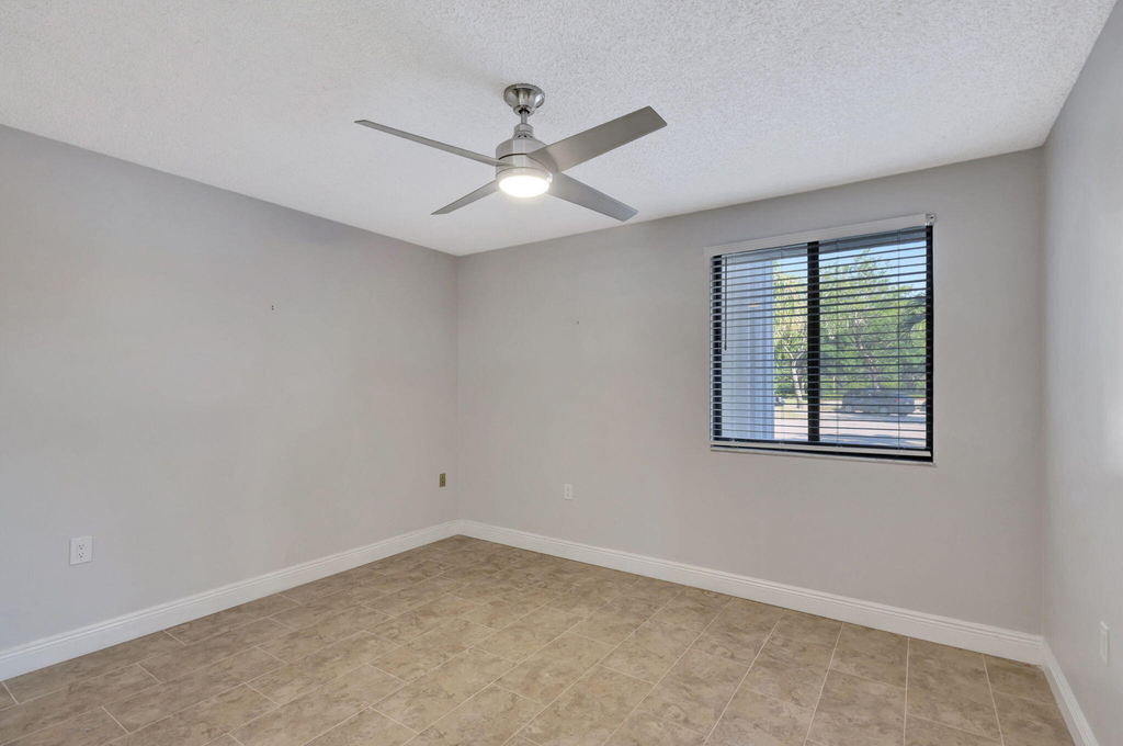 2741 Village Boulevard - Photo 17