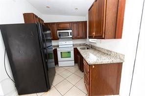 2900 Nw 5th Court - Photo 17