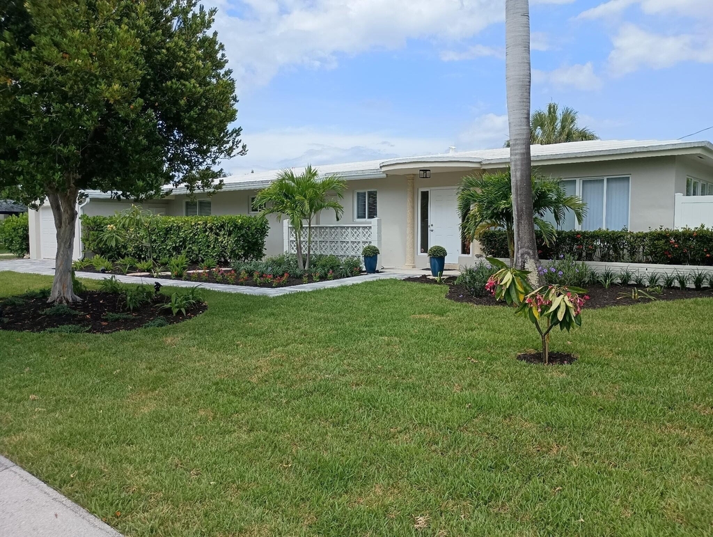 4454 W Tradewinds Avenue W - Photo 1