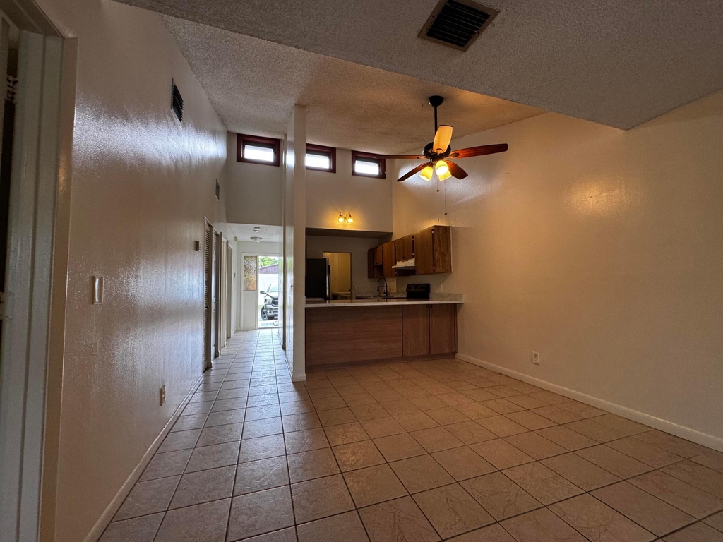 3831 Sw 69th Avenue - Photo 7