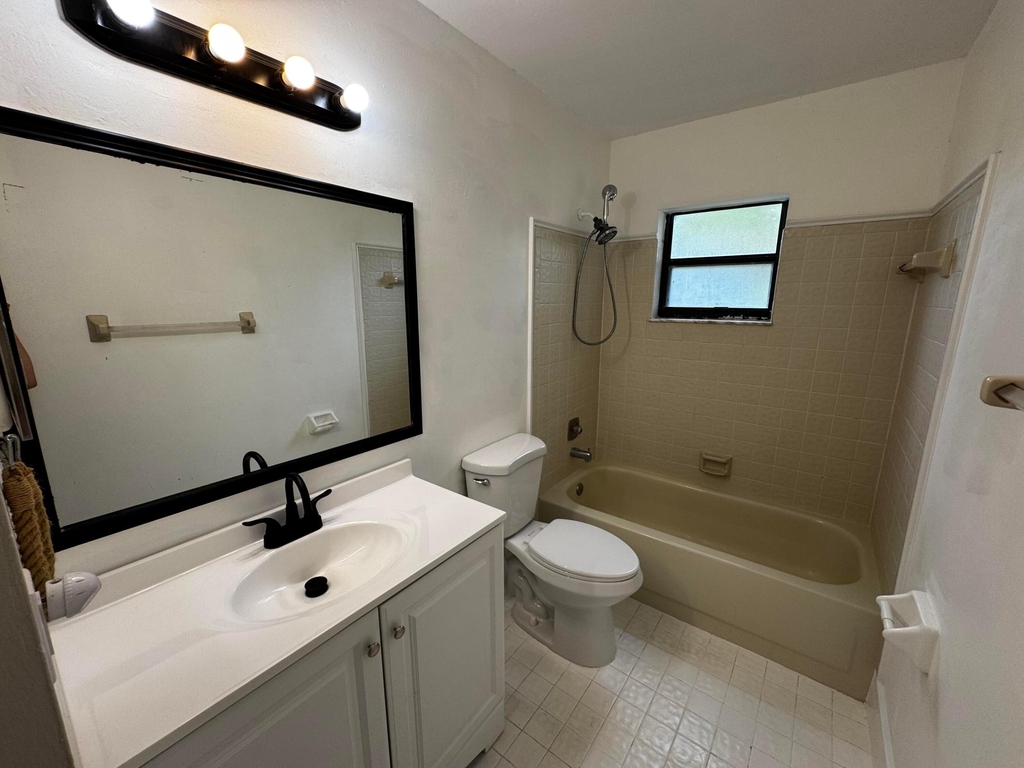 3831 Sw 69th Avenue - Photo 5