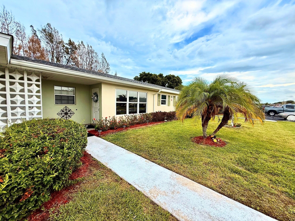 916 Savannas Point Drive - Photo 0
