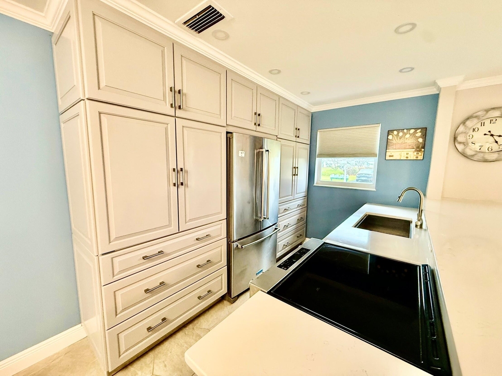 916 Savannas Point Drive - Photo 4