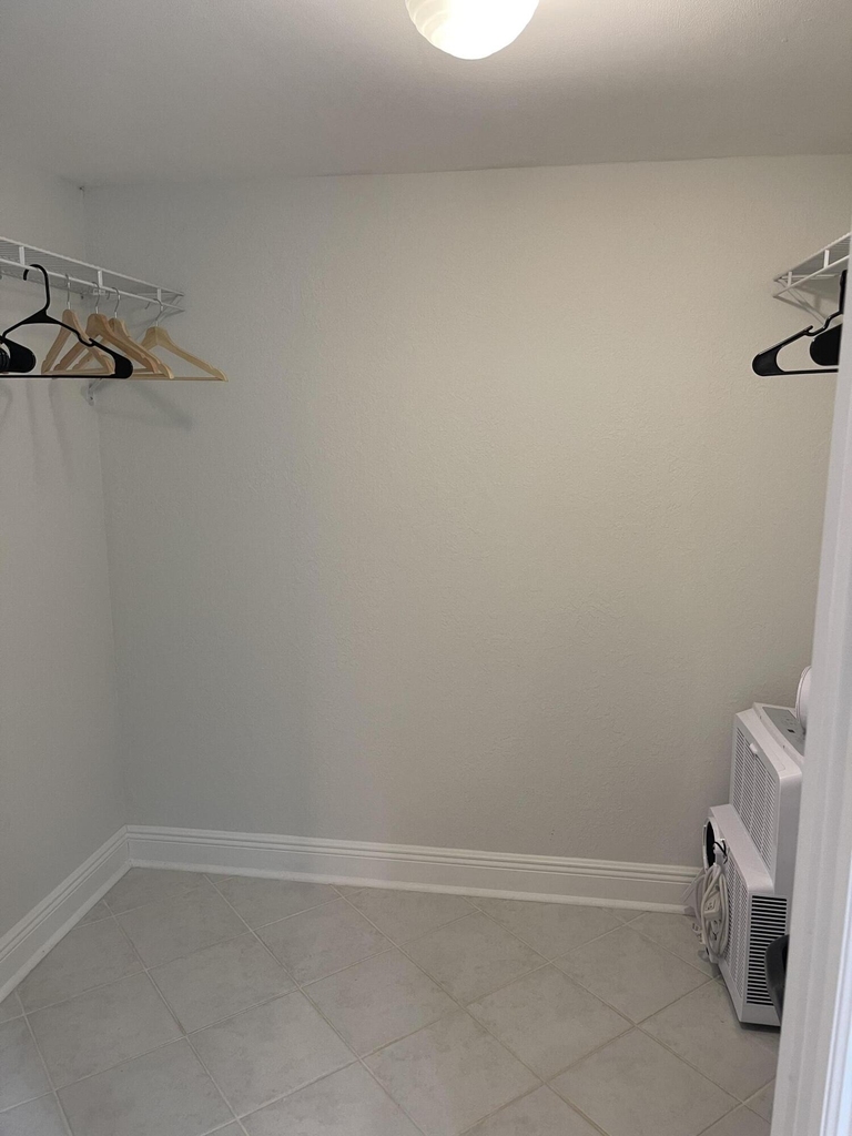 1660 Twelve Oaks Way - Photo 12