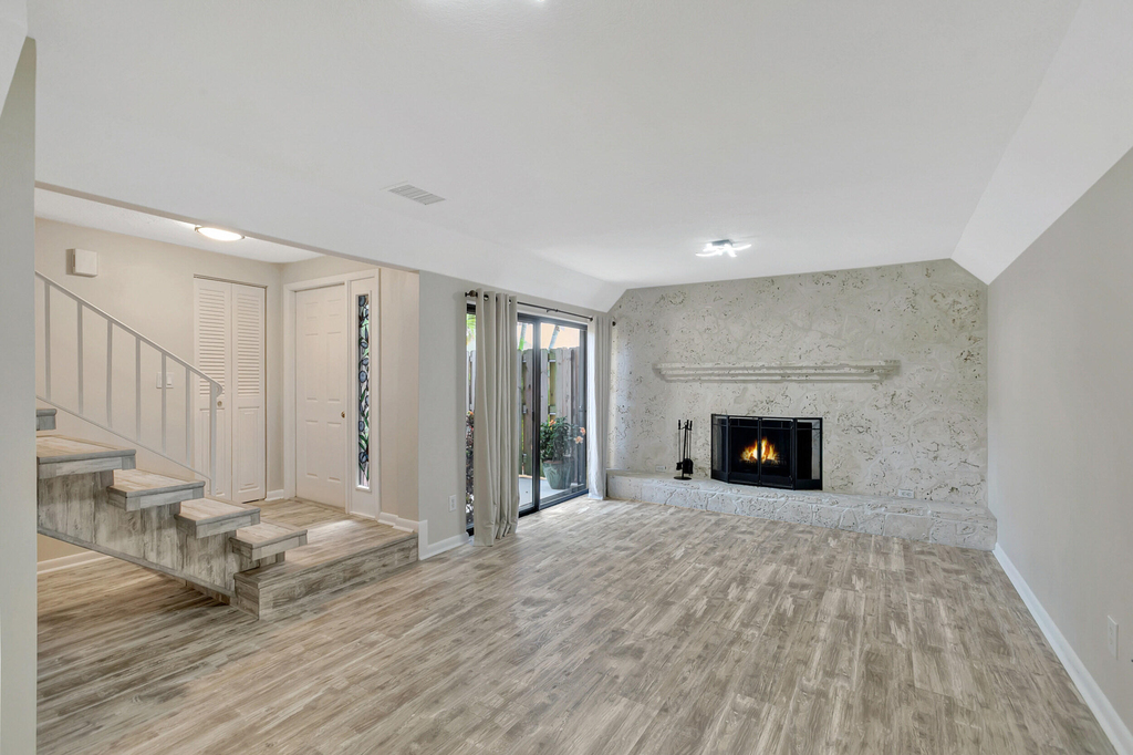 3530 E Gardens East Drive E - Photo 11