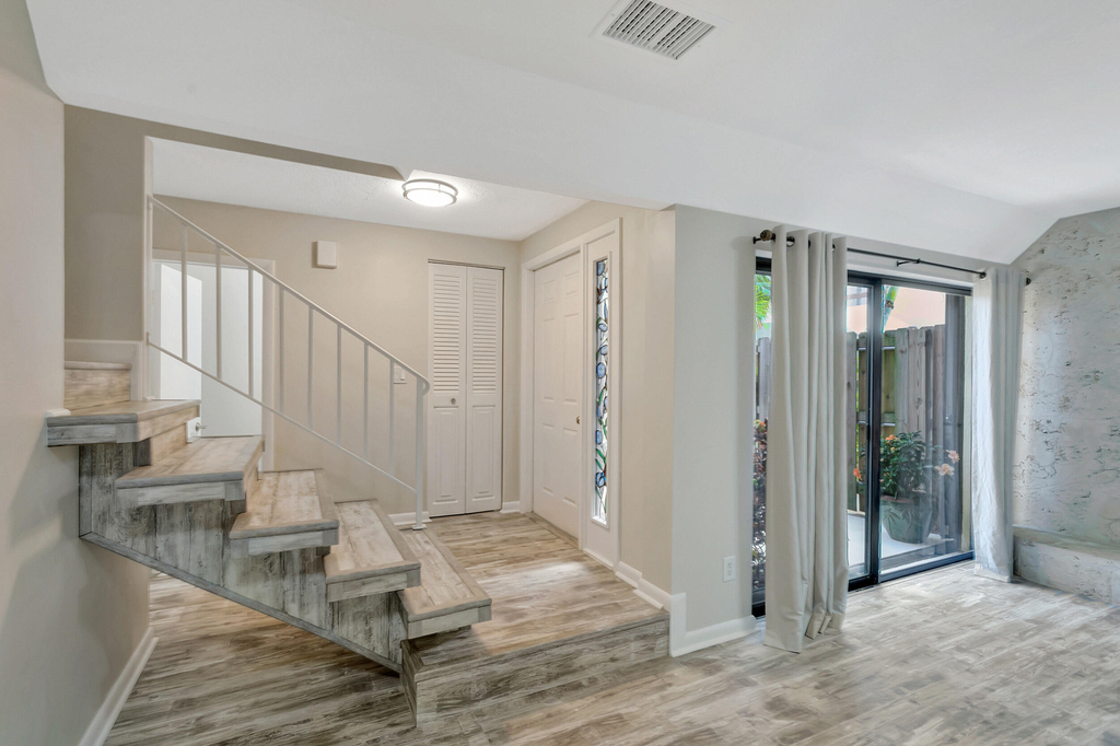 3530 E Gardens East Drive E - Photo 15