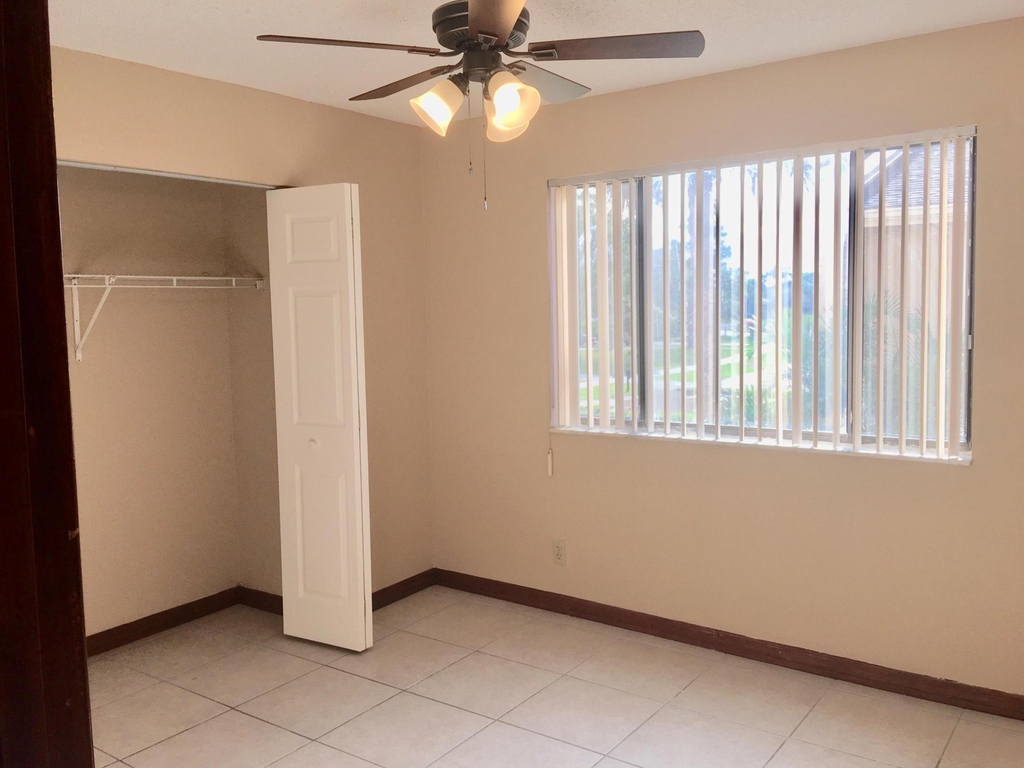 139 Sparrow Drive - Photo 13