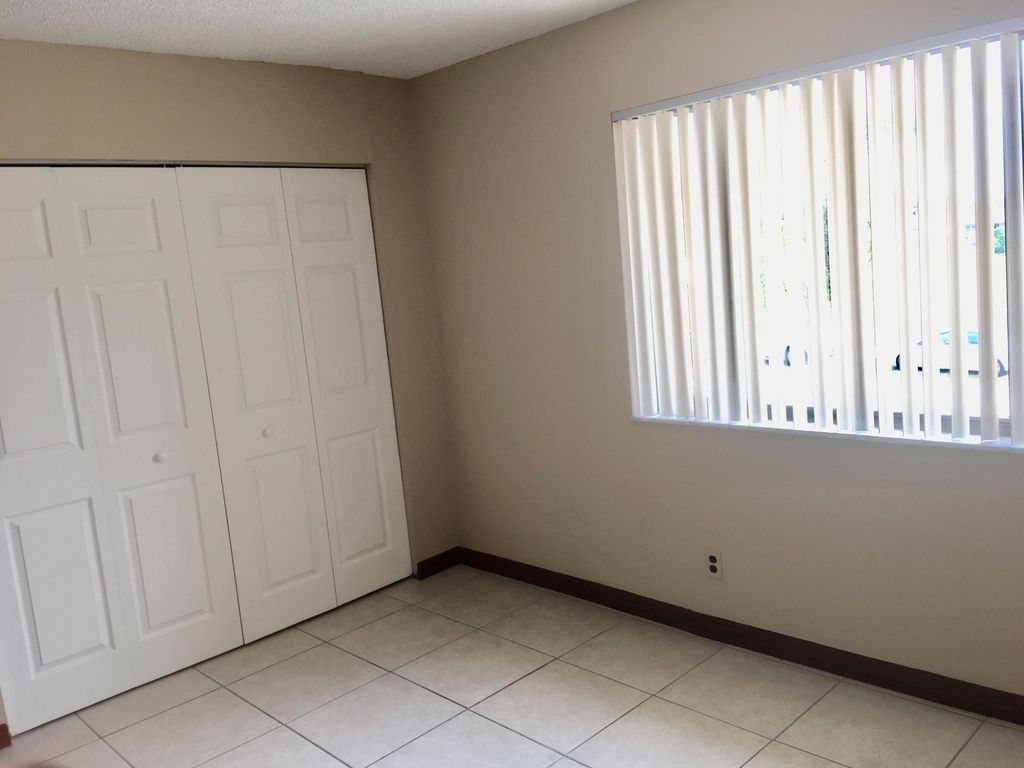 139 Sparrow Drive - Photo 11