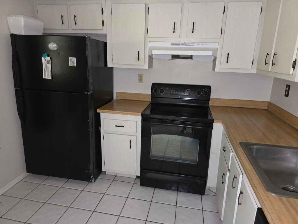 1800 N Lauderdale Avenue - Photo 4