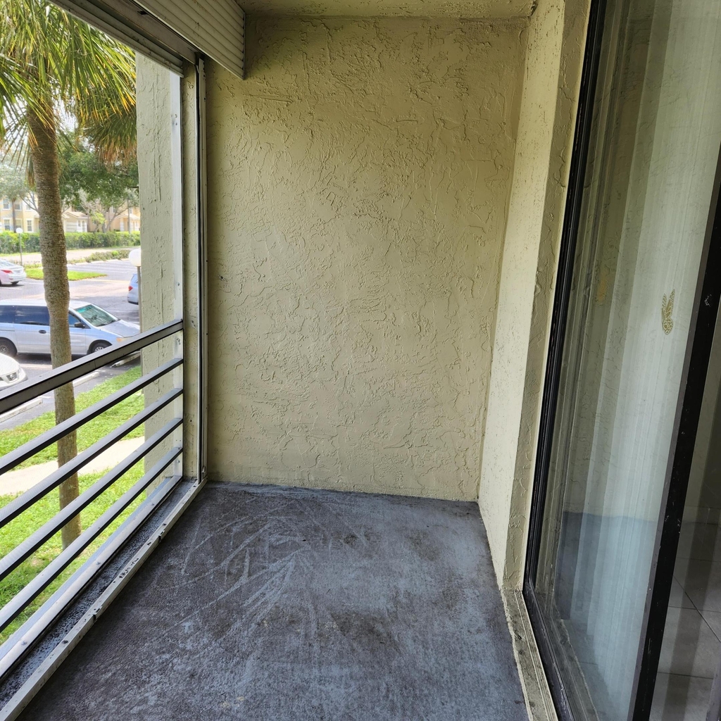 1800 N Lauderdale Avenue - Photo 10