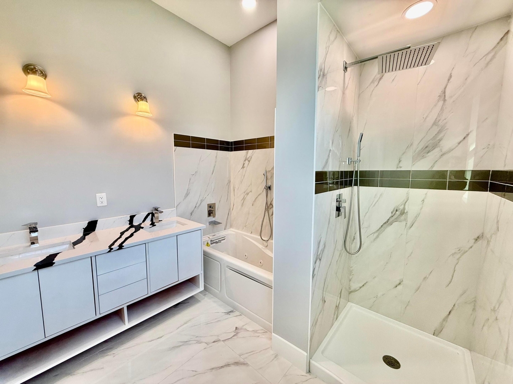 660 Ne Moss Rose Place - Photo 12