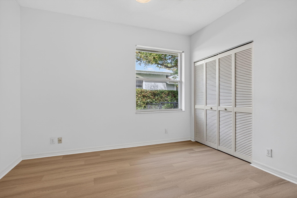 10251 Nw 62nd Drive - Photo 33