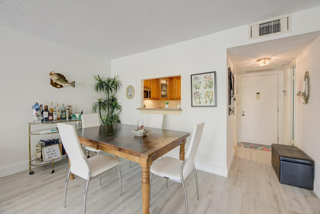 7081 Environ Boulevard - Photo 11