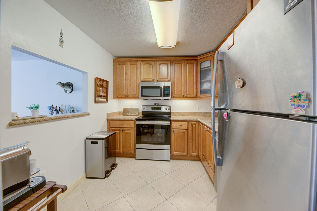 7081 Environ Boulevard - Photo 13