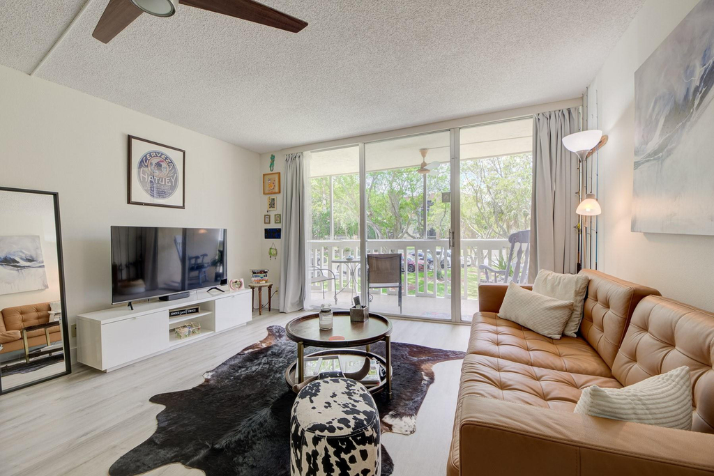 7081 Environ Boulevard - Photo 6