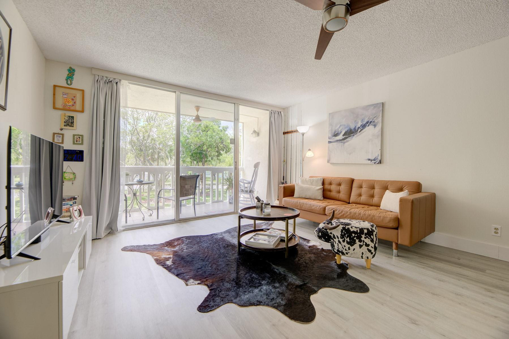 7081 Environ Boulevard - Photo 5