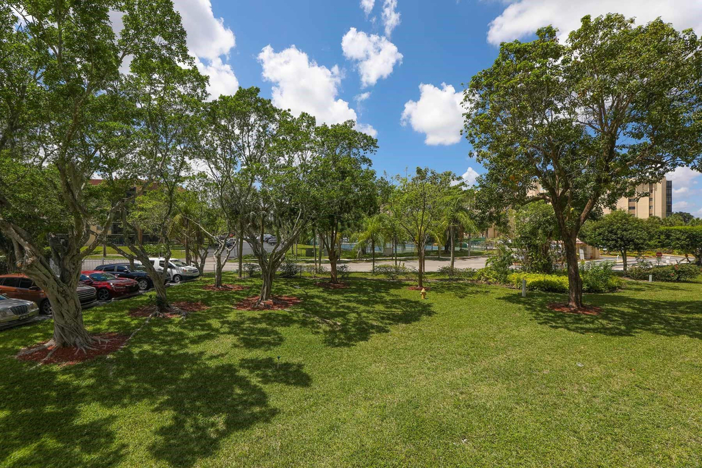 7081 Environ Boulevard - Photo 28