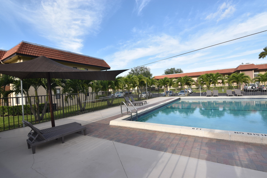 21895 Lake Forest Circle - Photo 14