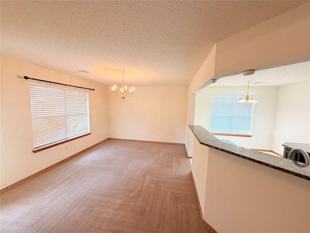 8812 Nw 85th Place - Photo 2