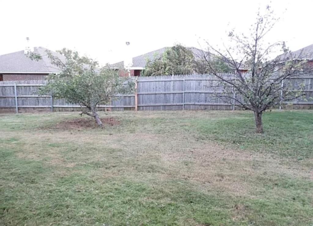 8812 Nw 85th Place - Photo 18