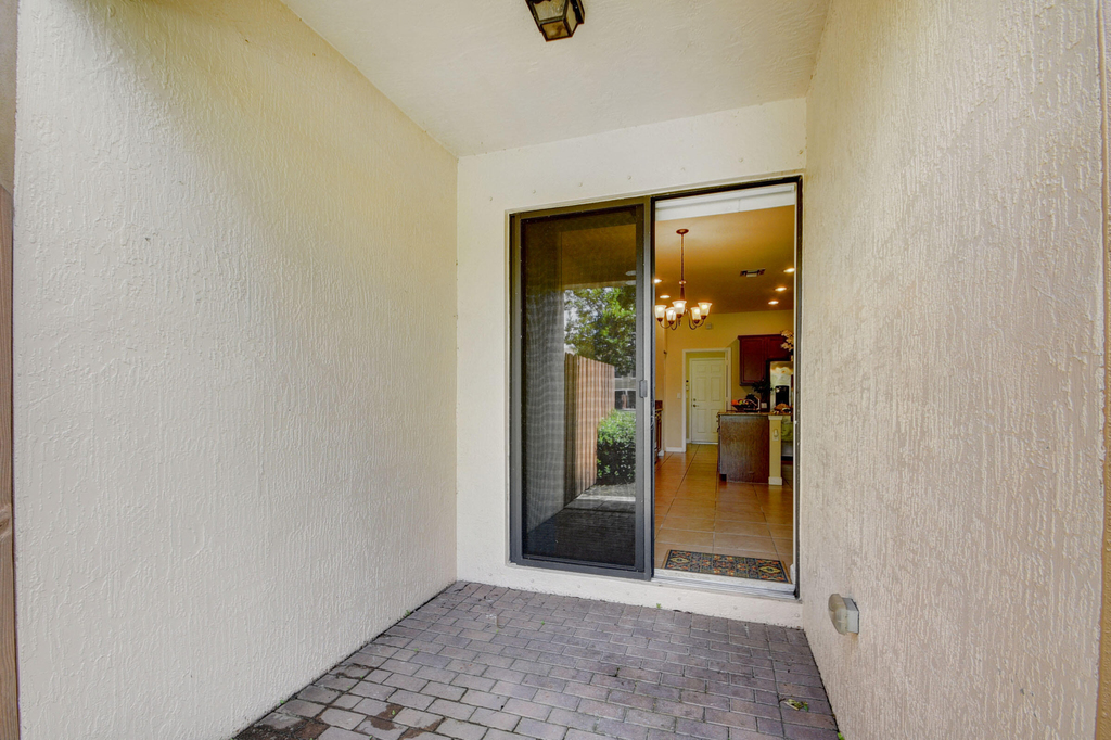 10385 Wellington Parc Drive - Photo 35
