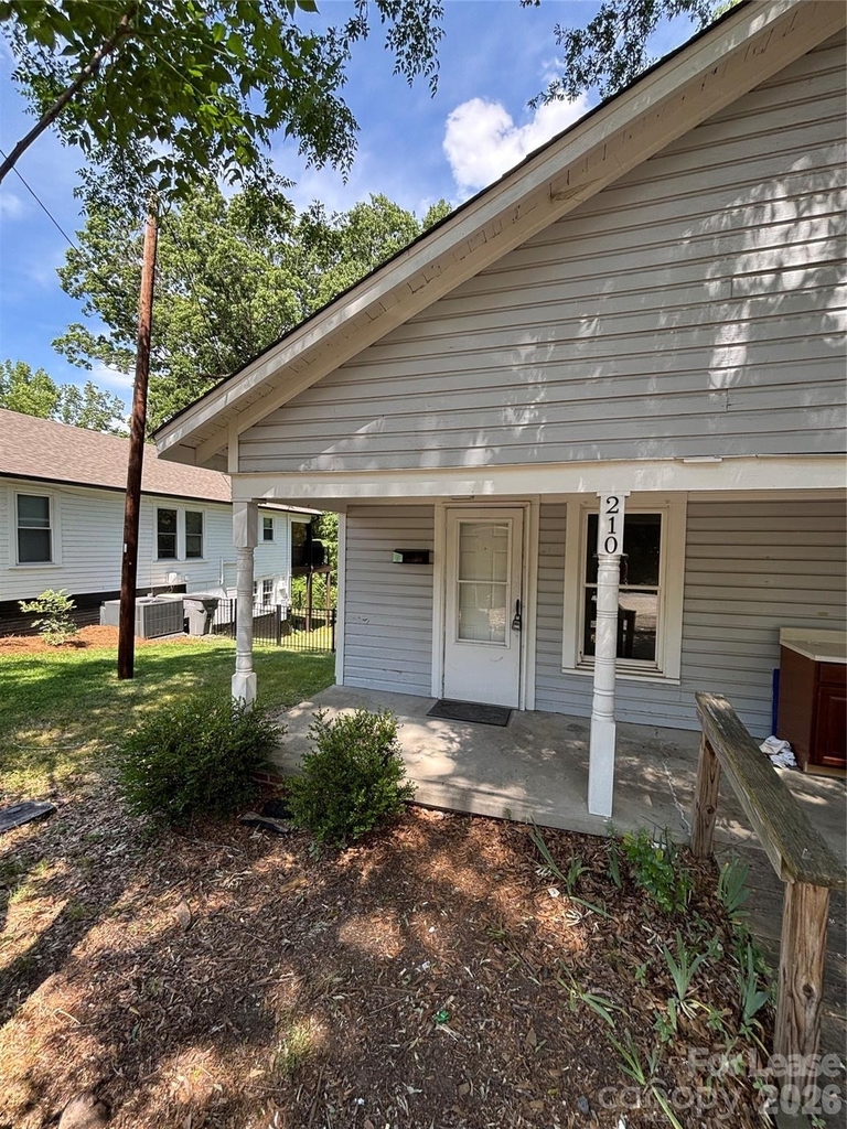 210 Basin Avenue - Photo 0
