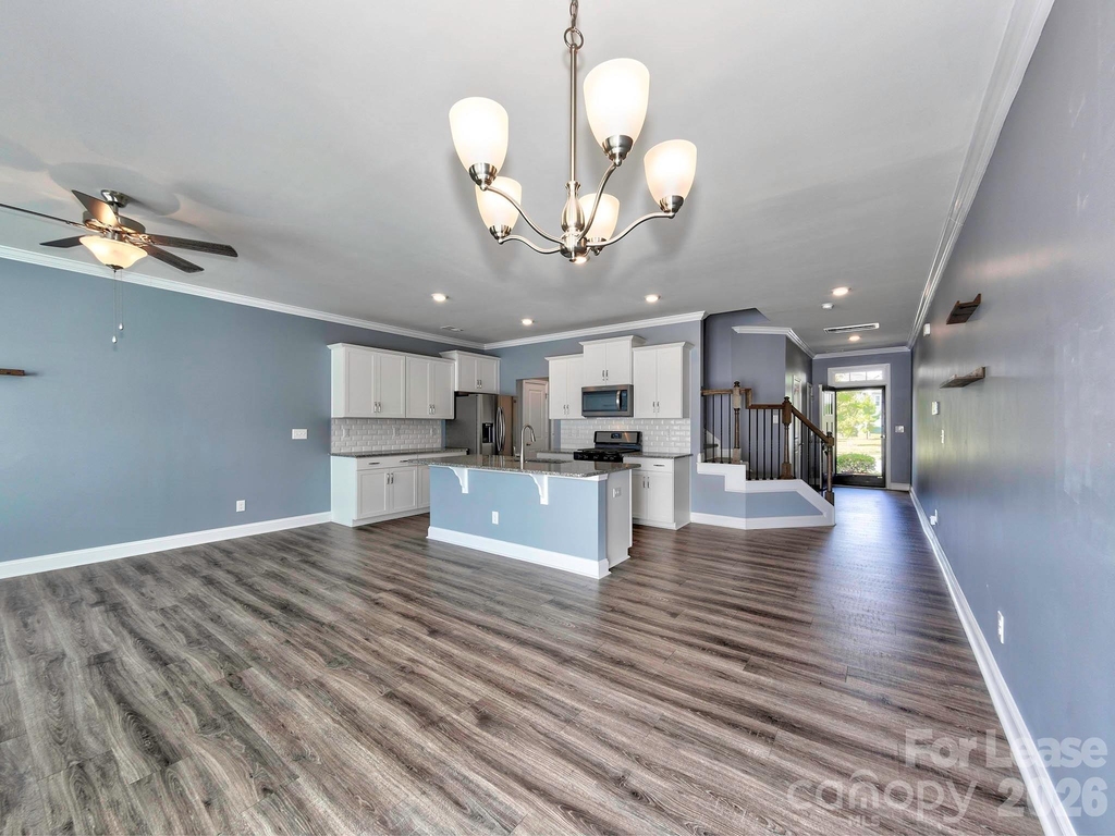 915 Emma Kate Court - Photo 10